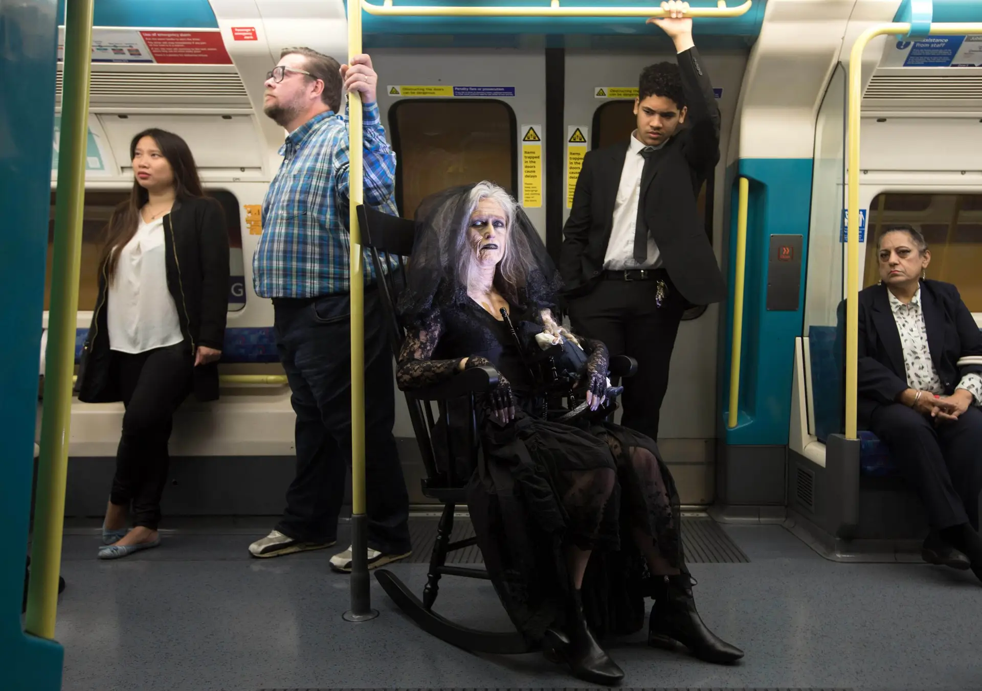 Eerily excellent 2018 Halloween marketing campaigns to sink your teeth into