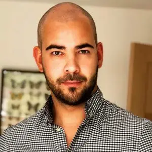 Leon Emirali