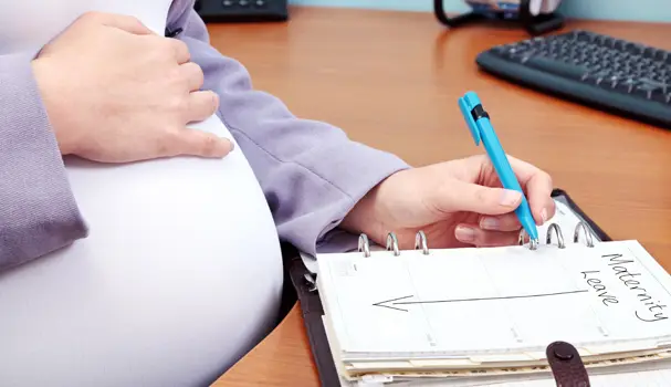Most UK firms offer flexible working to new mothers