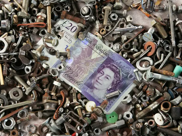 UK manufacturing limps towards recovery