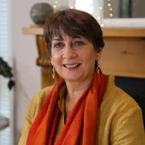 Sarah Lewis