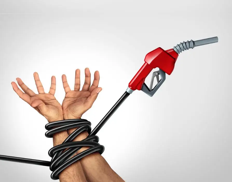 SMEs urge Hunt to scrap fuel tax hike as pressure rises on Chancellor