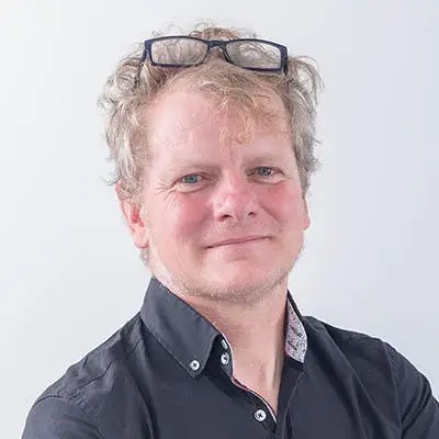 Dr Gordon Fletcher