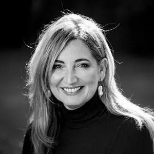Dr Susan Kahn