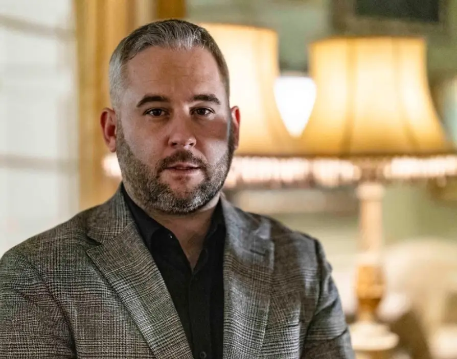 Golf Holidays Direct - Who is Lewis Remington?