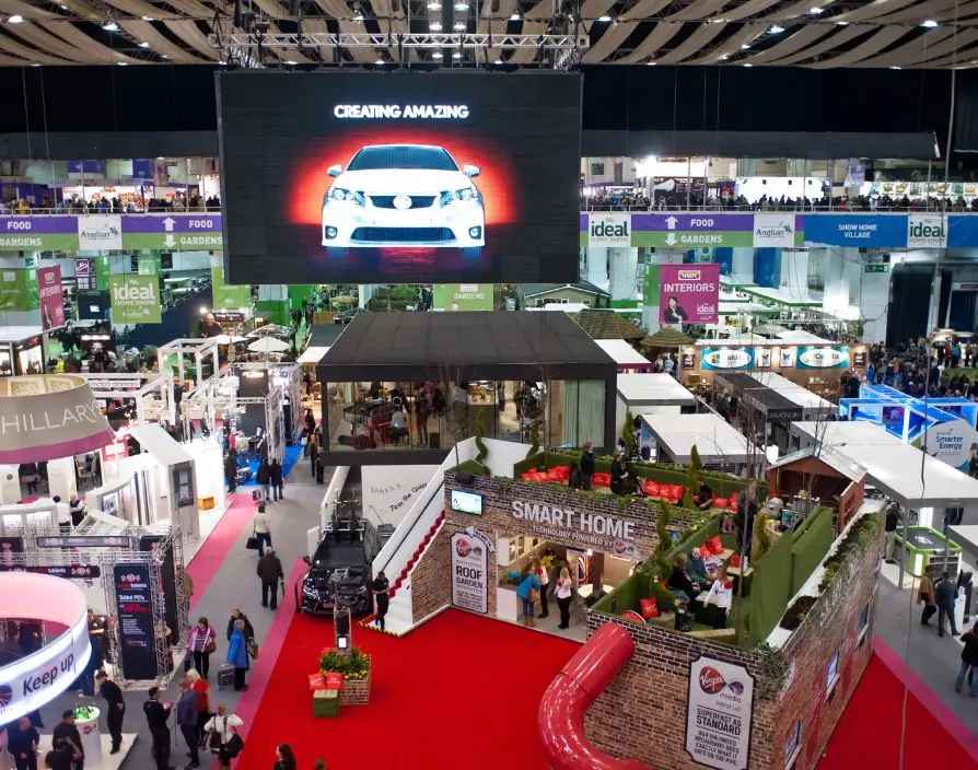 In this article, Johnny Paterson, Co-Founder of Dr.PAWPAW, draws on years of trade show experience to share his key learnings, listing his top three tips to help you make the most of every trade show.