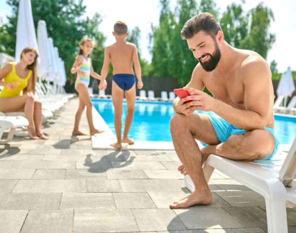 A holiday by the pool prompts founder Amy Knight to question whether constant availability is a sign of strong leadership, or a business that's become too dependent on its founder
