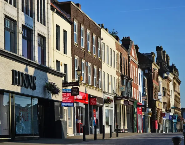 How Bricks and Mortar Businesses Can Stay Competitive in the Age of E-Commerce